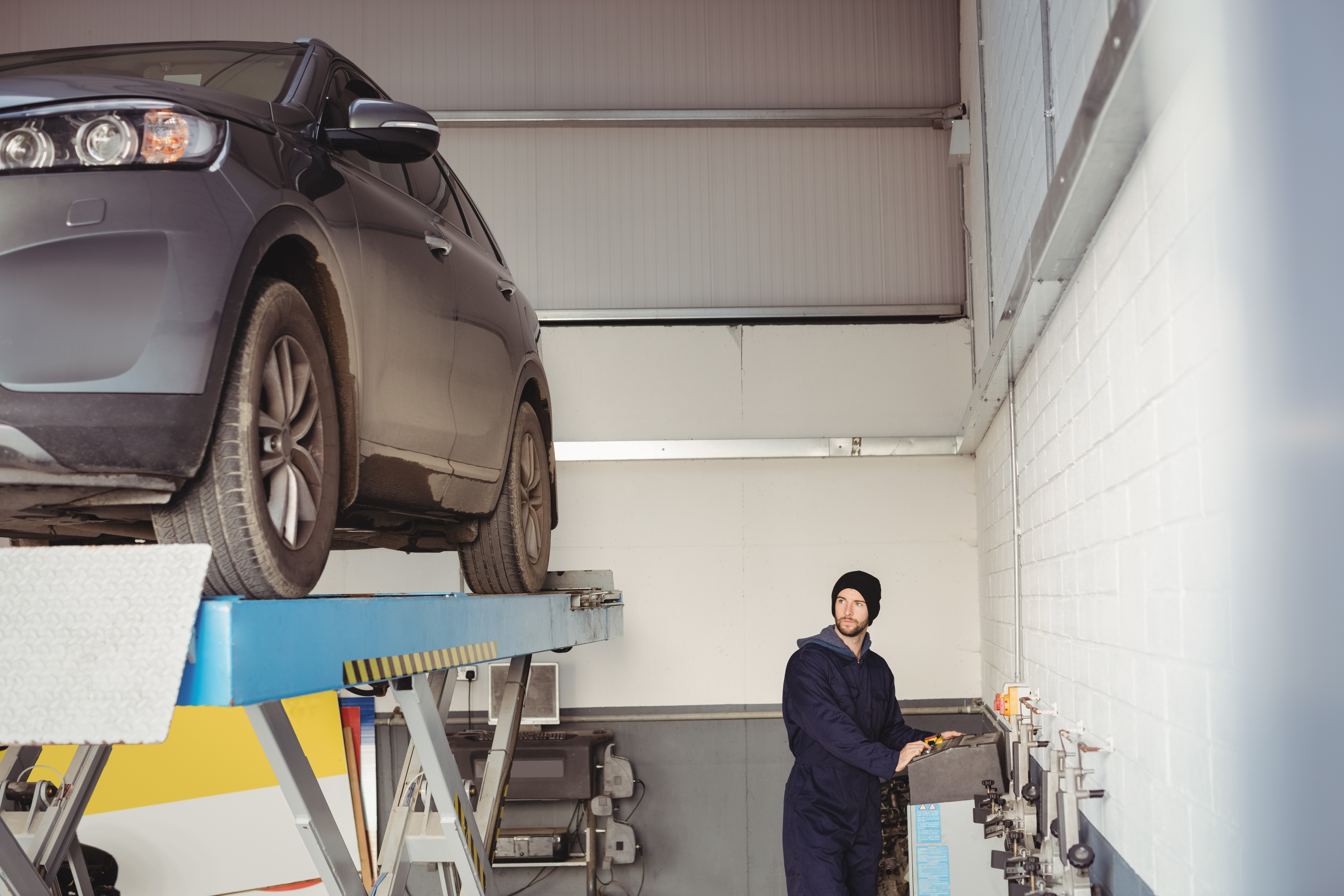 Top 3 Vin Decoder APIs To Get The Height Of A Vehicle