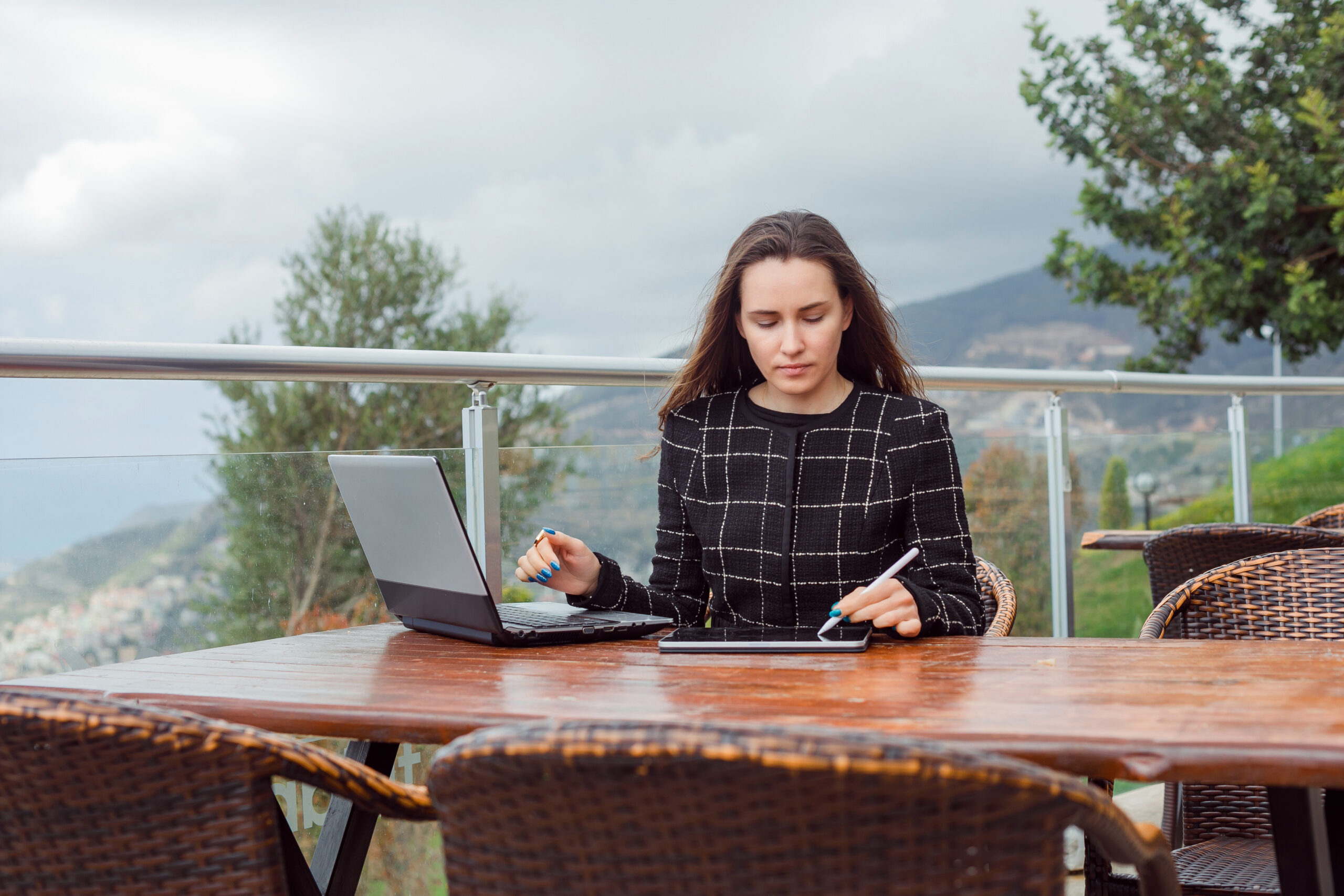Streamline Your Writing Process With Paragraph Generator API
