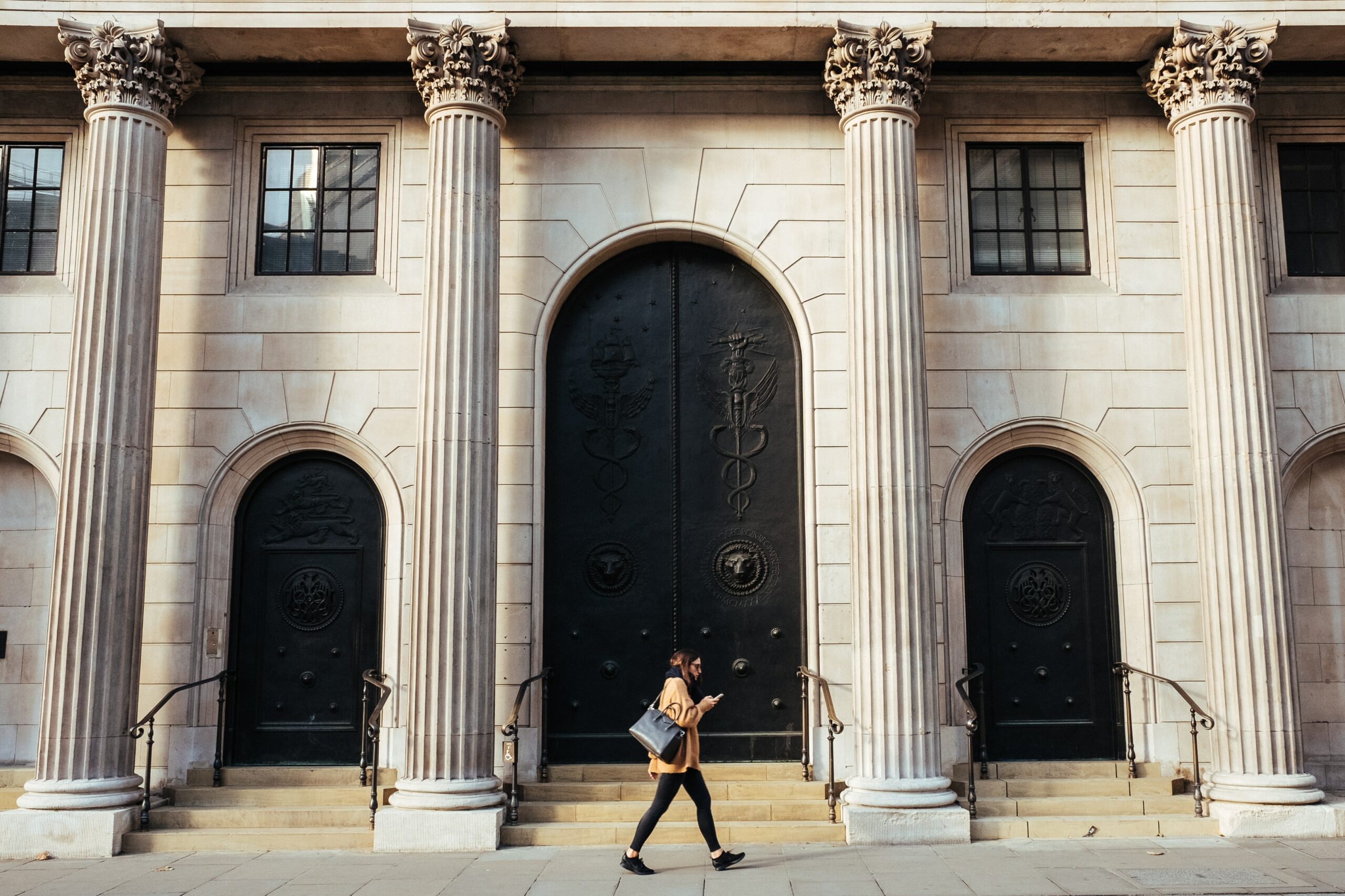How To Get Bank Data The Right Way With An API